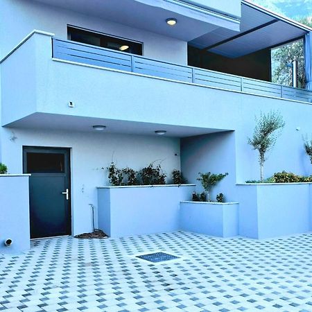Apartments Deluxe Vucko Makarska Exterior photo