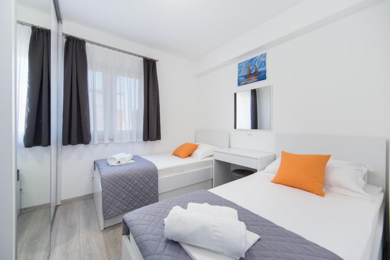 Apartments Deluxe Vucko Makarska Exterior photo
