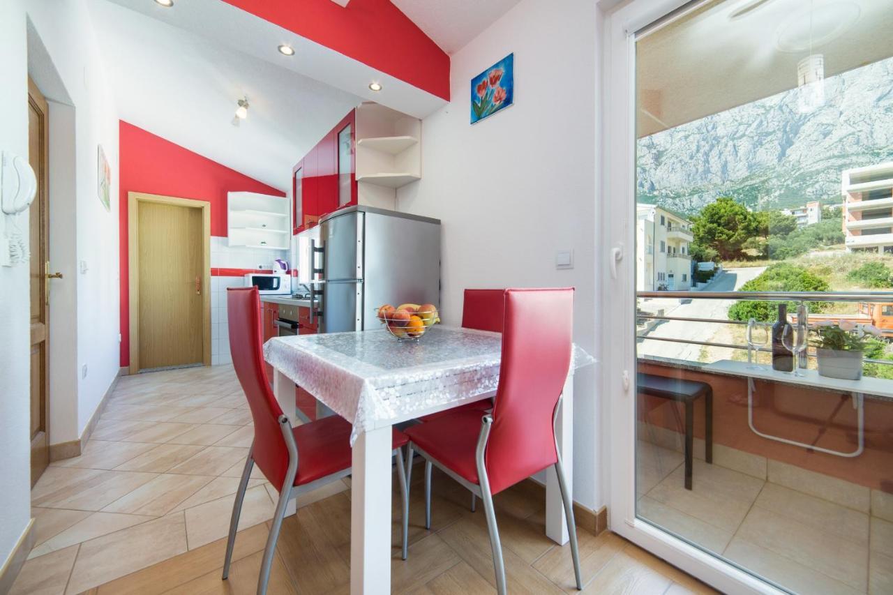 Apartments Deluxe Vucko Makarska Exterior photo