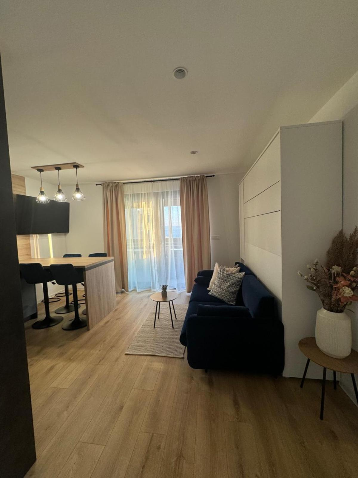 Apartments Deluxe Vucko Makarska Exterior photo
