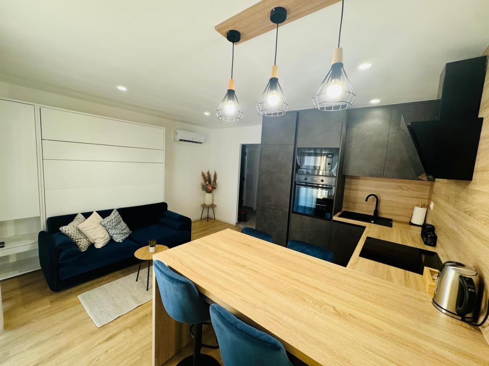 Apartments Deluxe Vucko Makarska Exterior photo