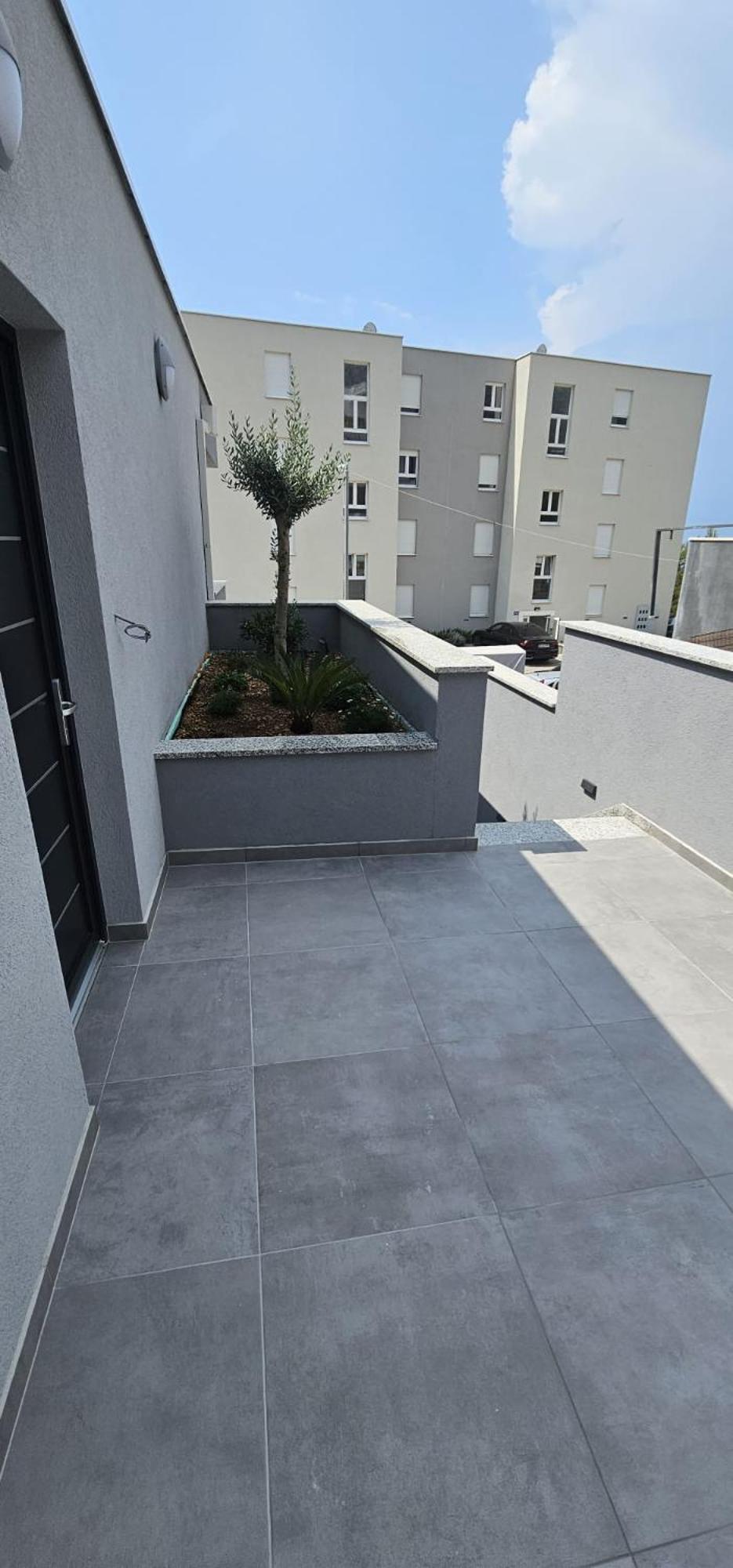 Apartments Deluxe Vucko Makarska Exterior photo