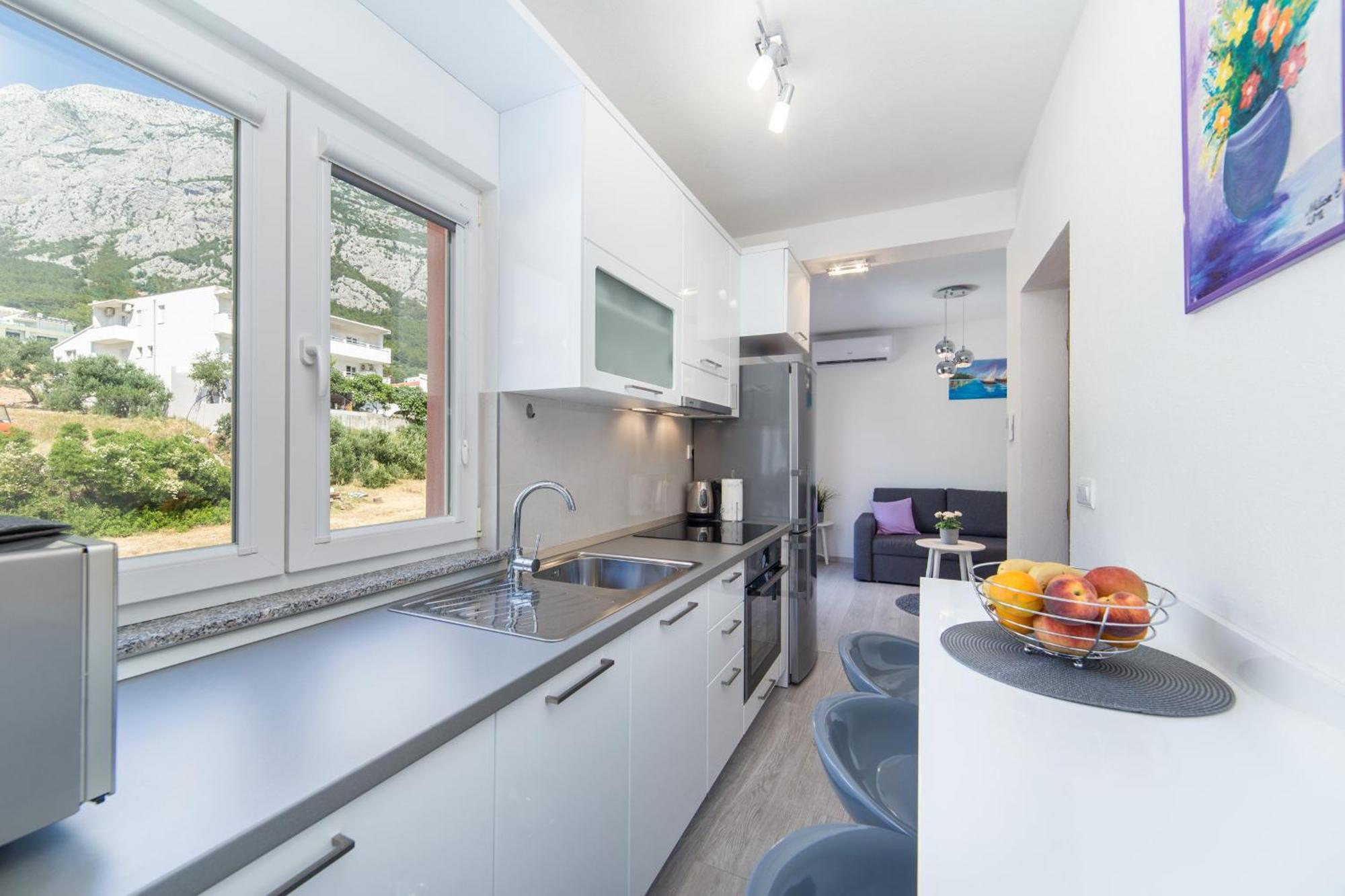Apartments Deluxe Vucko Makarska Exterior photo
