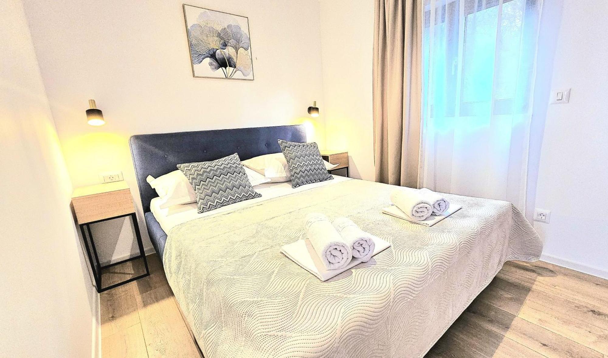 Apartments Deluxe Vucko Makarska Exterior photo